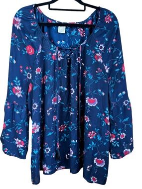 Women's 2X blue floral lace-up peasant top by Faded Glory with bell sleeves.